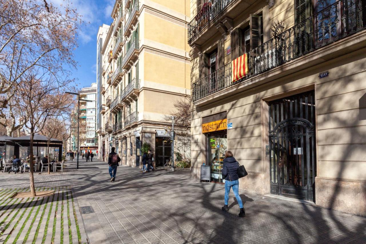 Sweett - Eixample Dreta Apartment Barcelona Bagian luar foto
