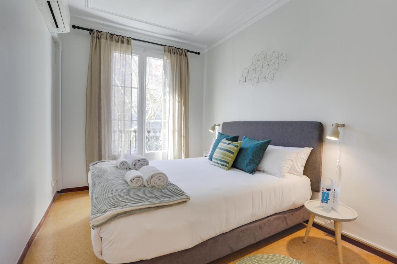 Sweett - Eixample Dreta Apartment Barcelona Bagian luar foto