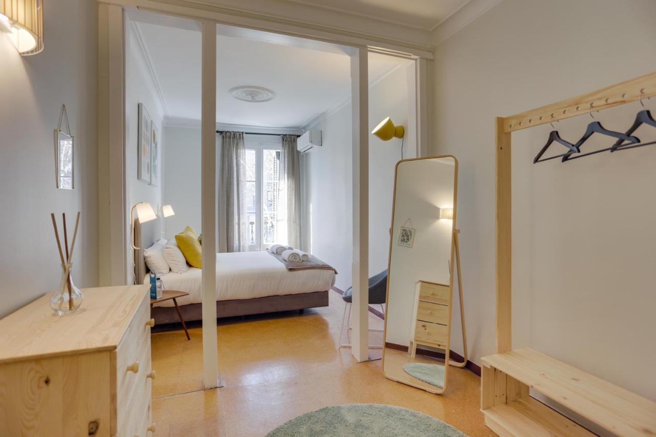 Sweett - Eixample Dreta Apartment Barcelona Bagian luar foto